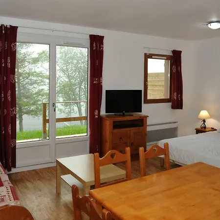 Residence Le Bois De La Reine Aparthotel Super Besse